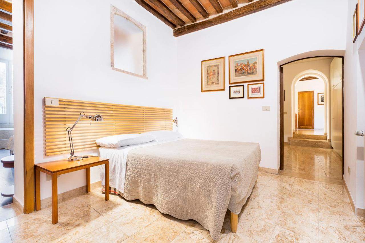 The Balcony Suite - Affaccio Su Piazza Del Campo Siena Exterior foto