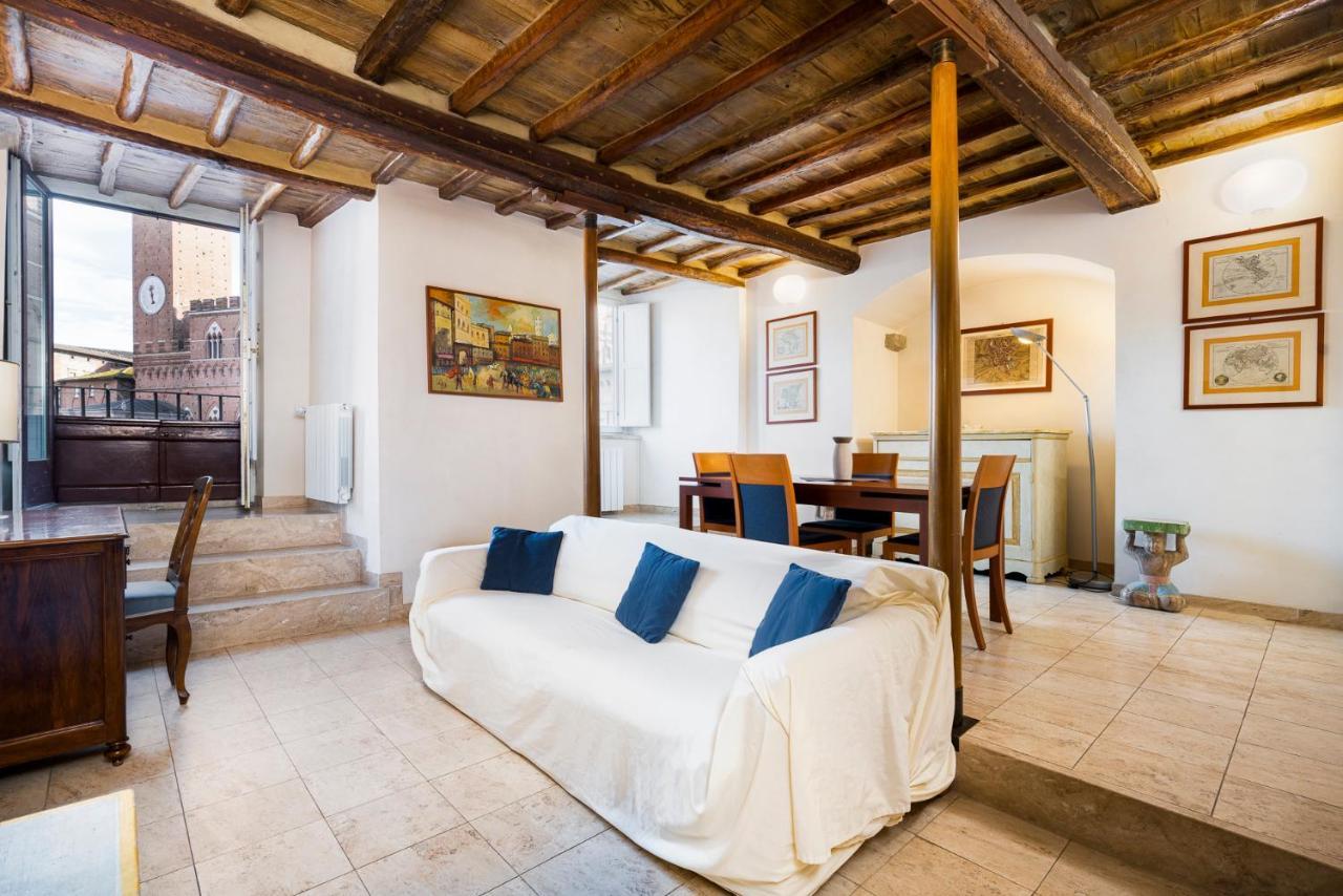 The Balcony Suite - Affaccio Su Piazza Del Campo Siena Exterior foto