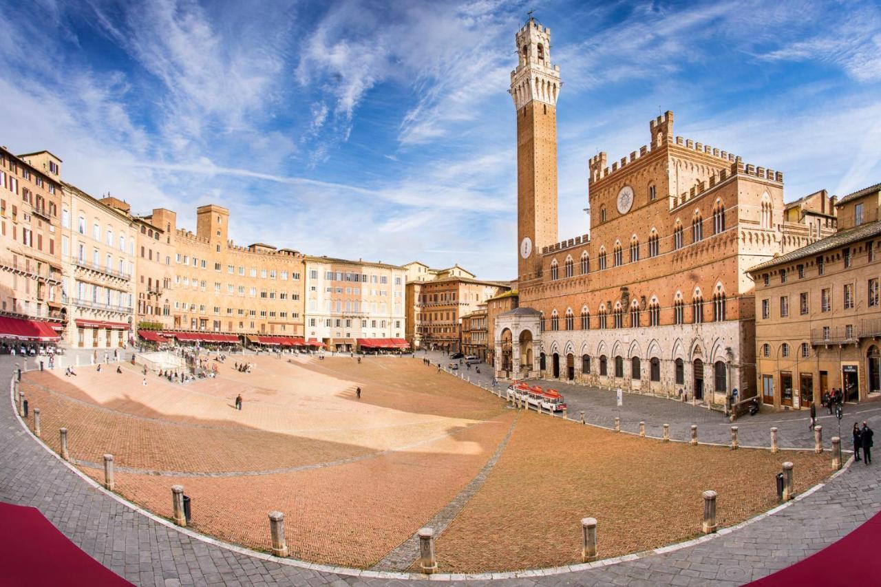 The Balcony Suite - Affaccio Su Piazza Del Campo Siena Exterior foto