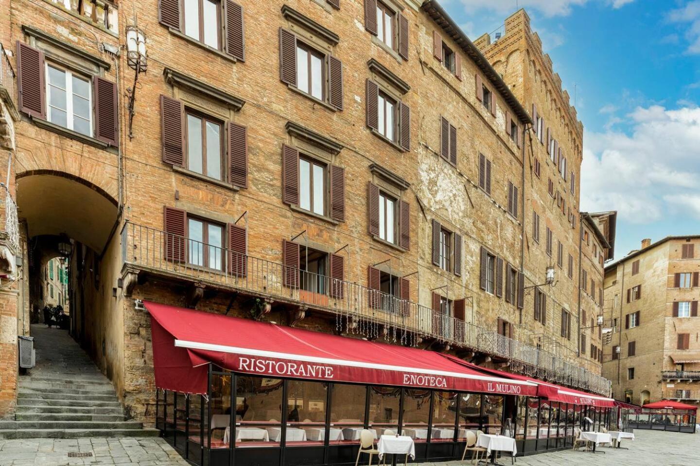 The Balcony Suite - Affaccio Su Piazza Del Campo Siena Exterior foto